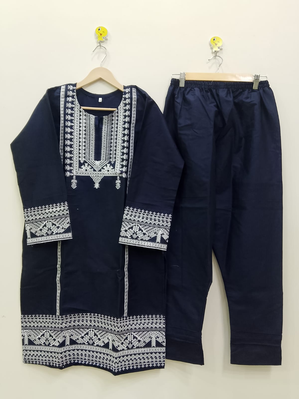 Embroidered 2-piece Cotton D-001